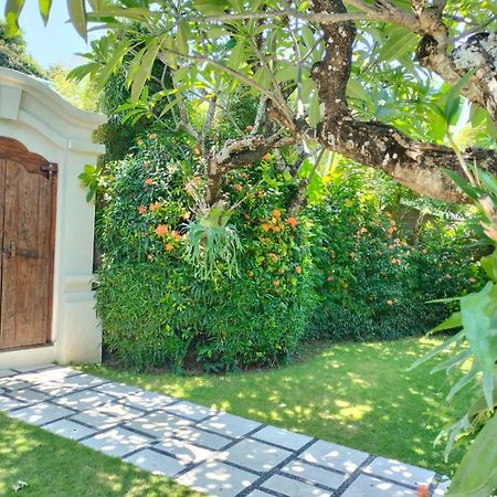Villa Frangipani Sanur Buitenkant foto